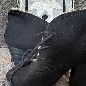 Women's Black Lace-Up Suede Ankle Boots with Block Heel